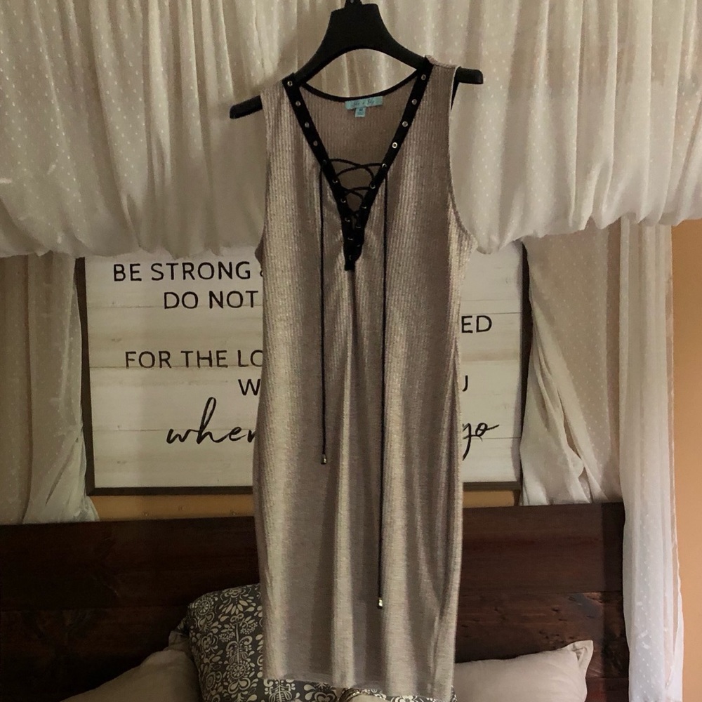 SHE + SKY Midi Dress